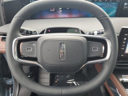 New 2026 Lincoln Nautilus Reserve w/ Jet Appearance Package image 16