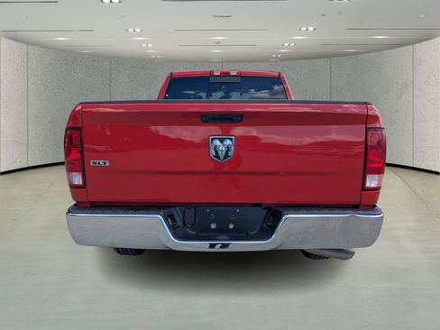 Used 2020 RAM 1500 Classic SLT image 4
