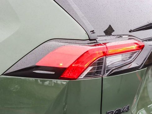 Used 2024 Toyota RAV4 AWD Hybrid image 8