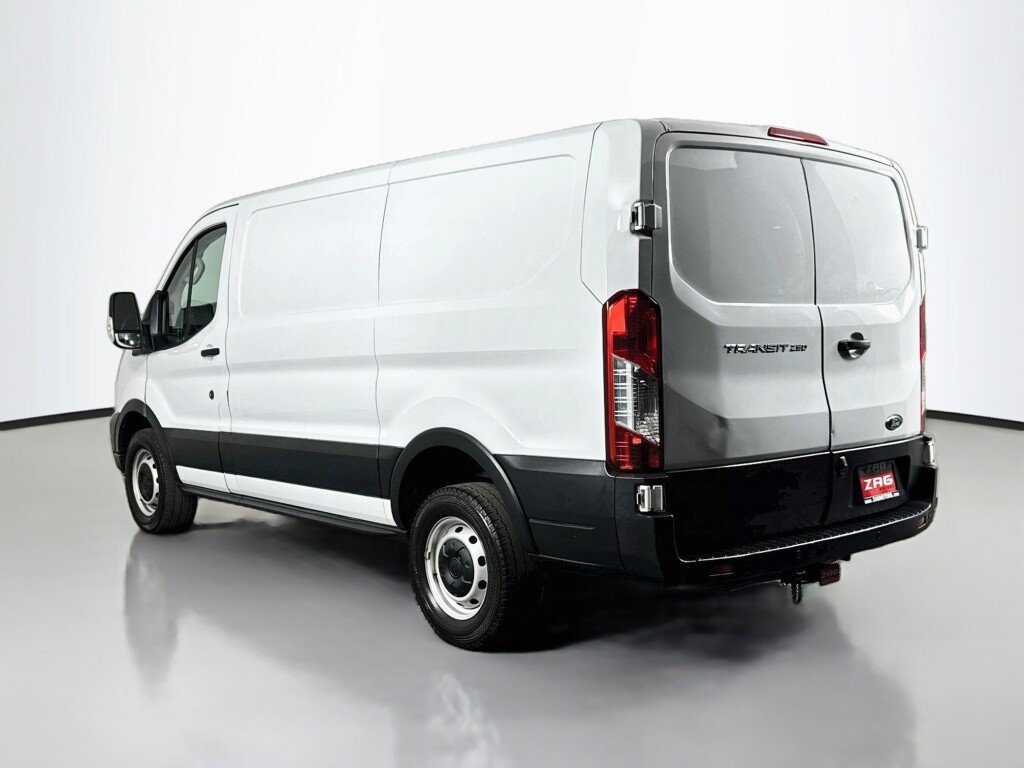 Used 2023 Ford Transit 250 Low Roof w/ Load Area Protection Package RWD image 3