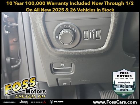 New 2025 Jeep Grand Cherokee Laredo X image 22