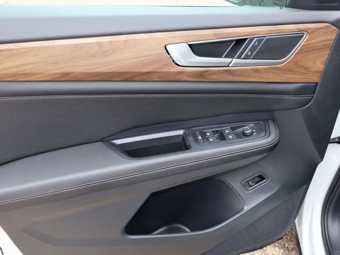 New 2026 Volkswagen Atlas SE FWD image 15