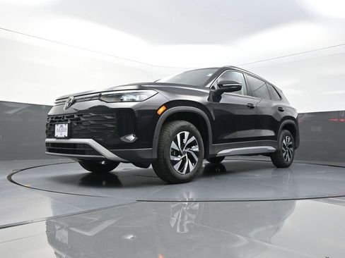 New 2026 Volkswagen Tiguan S AWD/4WD image 23