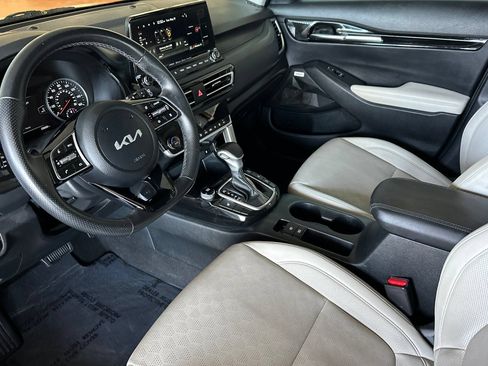 Certified 2023 Kia Seltos SX AWD/4WD image 7