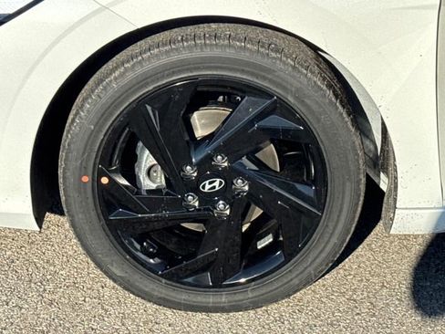 New 2026 Hyundai Elantra SEL Sport image 22