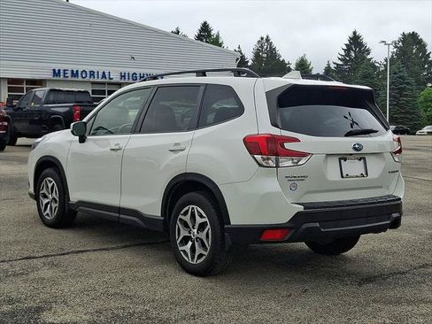 Used 2023 Subaru Forester Premium AWD/4WD image 5