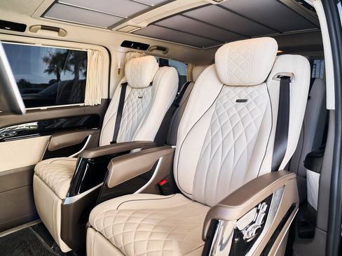 Used 2021 Mercedes-Benz Metris Passenger w/ Premium Safety Package image 16