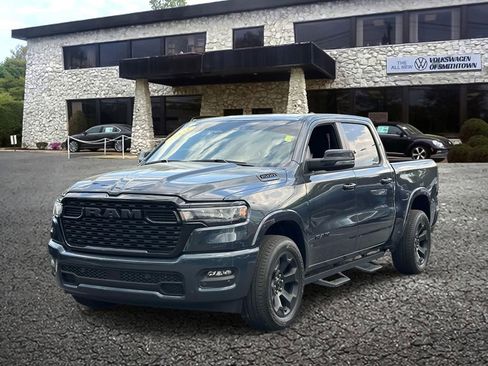 Used 2025 RAM 1500 Big Horn AWD/4WD image 2