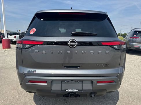 New 2026 Nissan Pathfinder Platinum AWD/4WD image 5