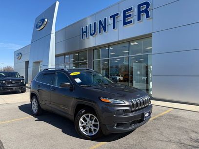 Used 2016 Jeep Cherokee Latitude w/ Safety/Convenience Group