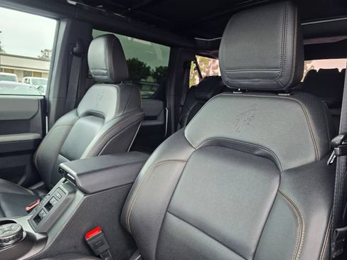 Used 2023 Ford Bronco Badlands AWD/4WD image 17