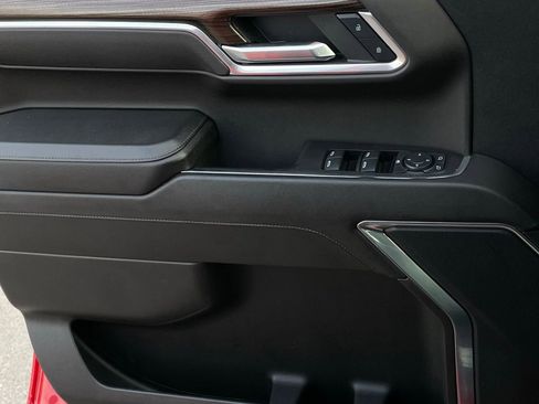 Used 2025 Chevrolet Silverado 1500 LT image 20