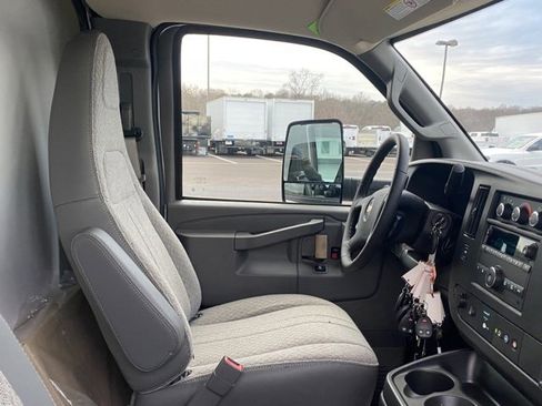 New 2023 Chevrolet Express 3500 w/ Power Convenience Package image 29