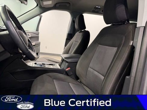 Certified 2022 Ford Explorer XLT image 17