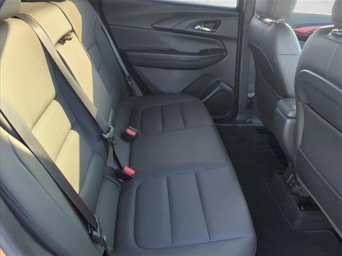 Used 2024 Chevrolet TrailBlazer RS w/ Convenience Package FWD image 23