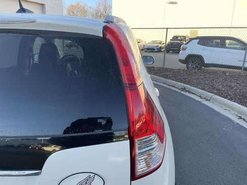 Used 2013 Honda CR-V EX-L image 17