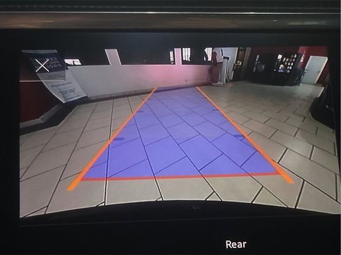 Used 2023 Audi Q3 2.0T Premium w/ Black Optic Sport Package image 22