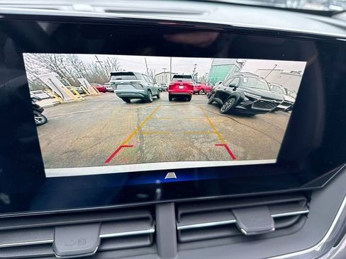 New 2026 Chevrolet Trax ACTIV w/ Sunroof Package FWD image 17