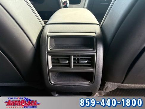Used 2024 Cadillac XT5 Sportv image 32