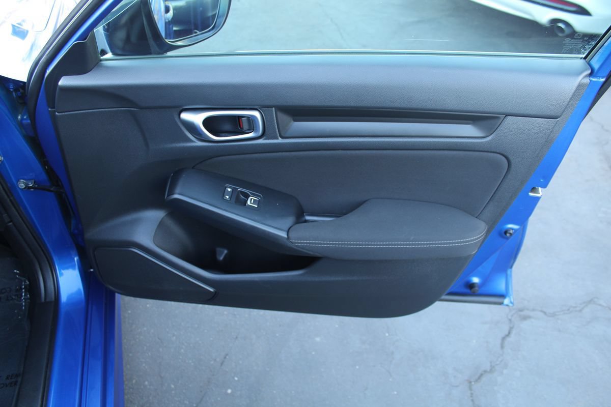 Used 2023 Honda Civic Sport image 18