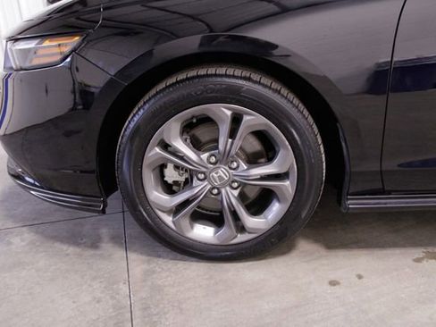 Used 2023 Honda Accord EX-L image 11