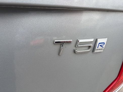 Used 2018 Volvo XC90 T5 R-Design w/ Convenience Package image 14