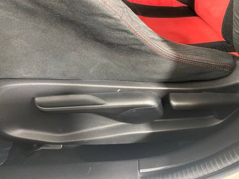 Used 2017 Honda Civic Type R image 22