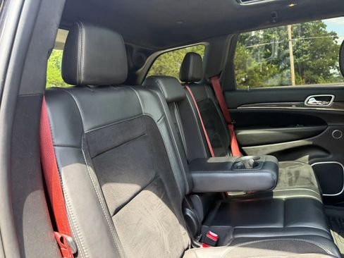 Used 2018 Jeep Grand Cherokee Trackhawk AWD/4WD image 44