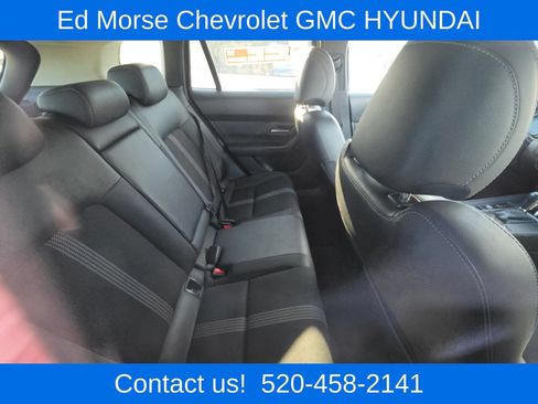 Used 2025 MAZDA CX-50 AWD 2.5 S w/ Preferred Package image 11