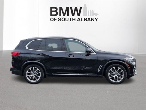 Used 2021 BMW X5 xDrive40i w/ Convenience Package image 3
