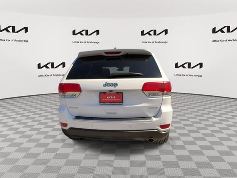Used 2019 Jeep Grand Cherokee Limited AWD/4WD image 7