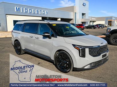 Used 2025 Kia Carnival SX Prestige