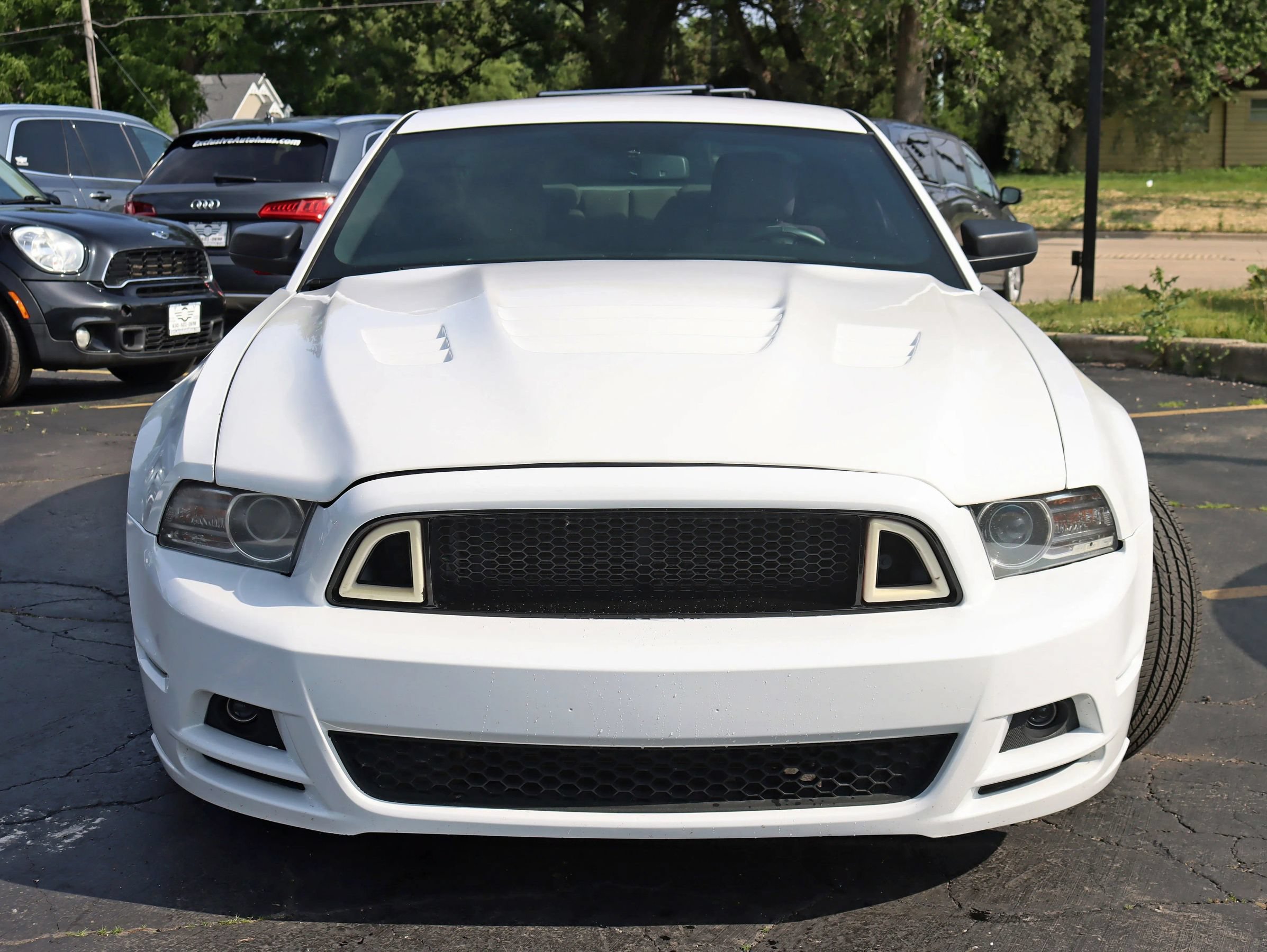 Used 2014 Ford Mustang Coupe w/ Equipment Group 102A RWD image 9