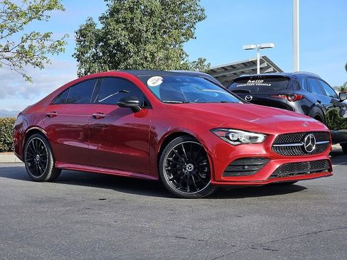 Used 2022 Mercedes-Benz CLA 250 image 4