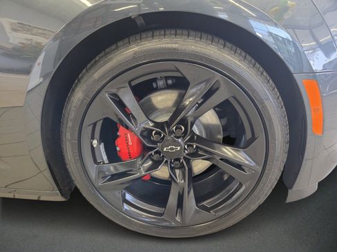 Used 2023 Chevrolet Camaro LT w/ RS Package image 9