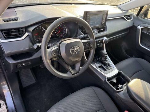 Used 2019 Toyota RAV4 LE image 19
