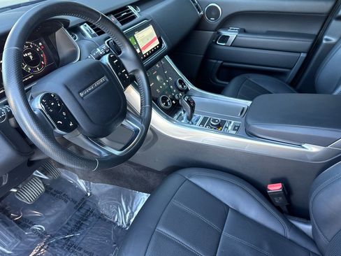 Used 2020 Land Rover Range Rover Sport HSE image 9