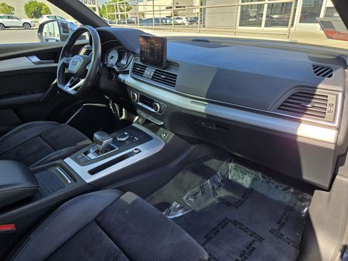 Used 2020 Audi SQ5 Premium w/ Convenience Package image 30