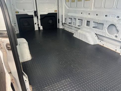 Used 2022 Ford Transit 250 148 High Roof Extended AWD image 24
