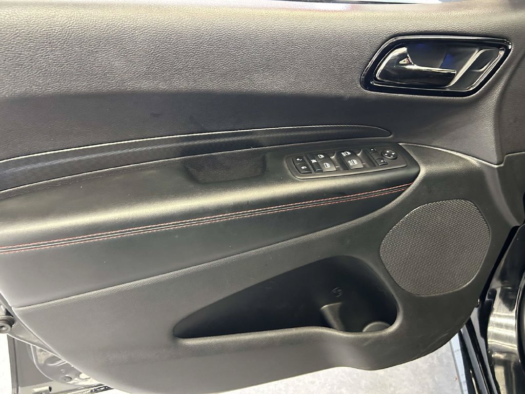 Used 2025 Dodge Durango GT RWD image 17