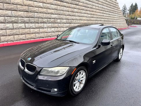 Used 2010 BMW 328i xDrive Sedan image 1
