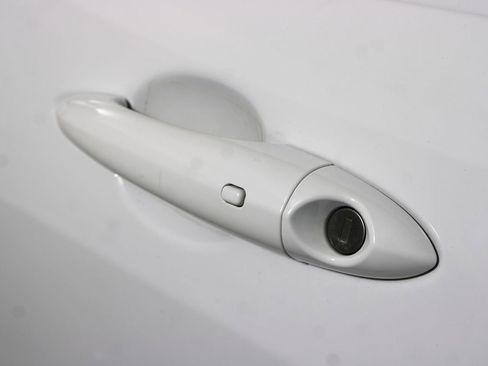 Used 2024 Alfa Romeo Tonale Ti w/ Premium Interior Package image 26