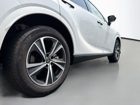 Certified 2024 Lexus RX 350 Premium w/ Convenience Package AWD/4WD image 15