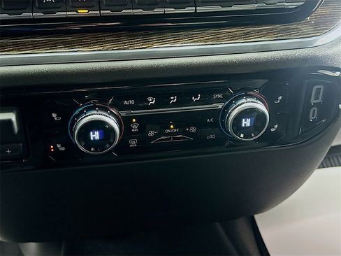 Used 2024 GMC Sierra 1500 Elevation w/ X31 Off-Road Package image 16