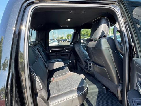 Used 2025 RAM 2500 Laramie AWD/4WD image 11