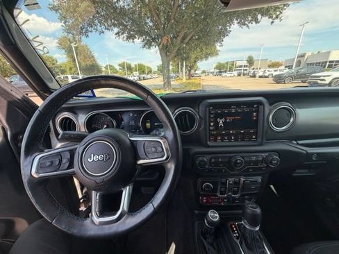 Used 2023 Jeep Wrangler Unlimited Rubicon 4xe w/ Cold Weather Group AWD/4WD image 13