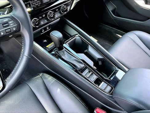 Used 2025 Honda Accord Sport image 15