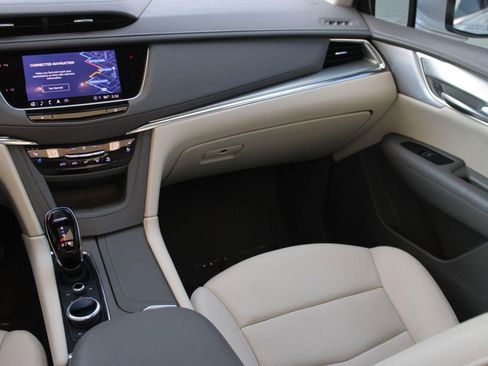 Used 2022 Cadillac XT5 Premium Luxury image 30