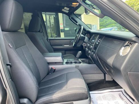 Used 2017 Ford Expedition XL w/ Equipment Group 101A AWD/4WD image 31