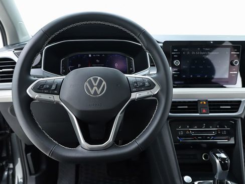 New 2025 Volkswagen Taos SEL image 20